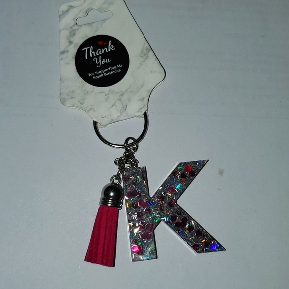 Handmade Resin Keychains - Picture 1 of 7